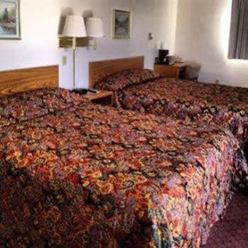 A Western Rose Motel