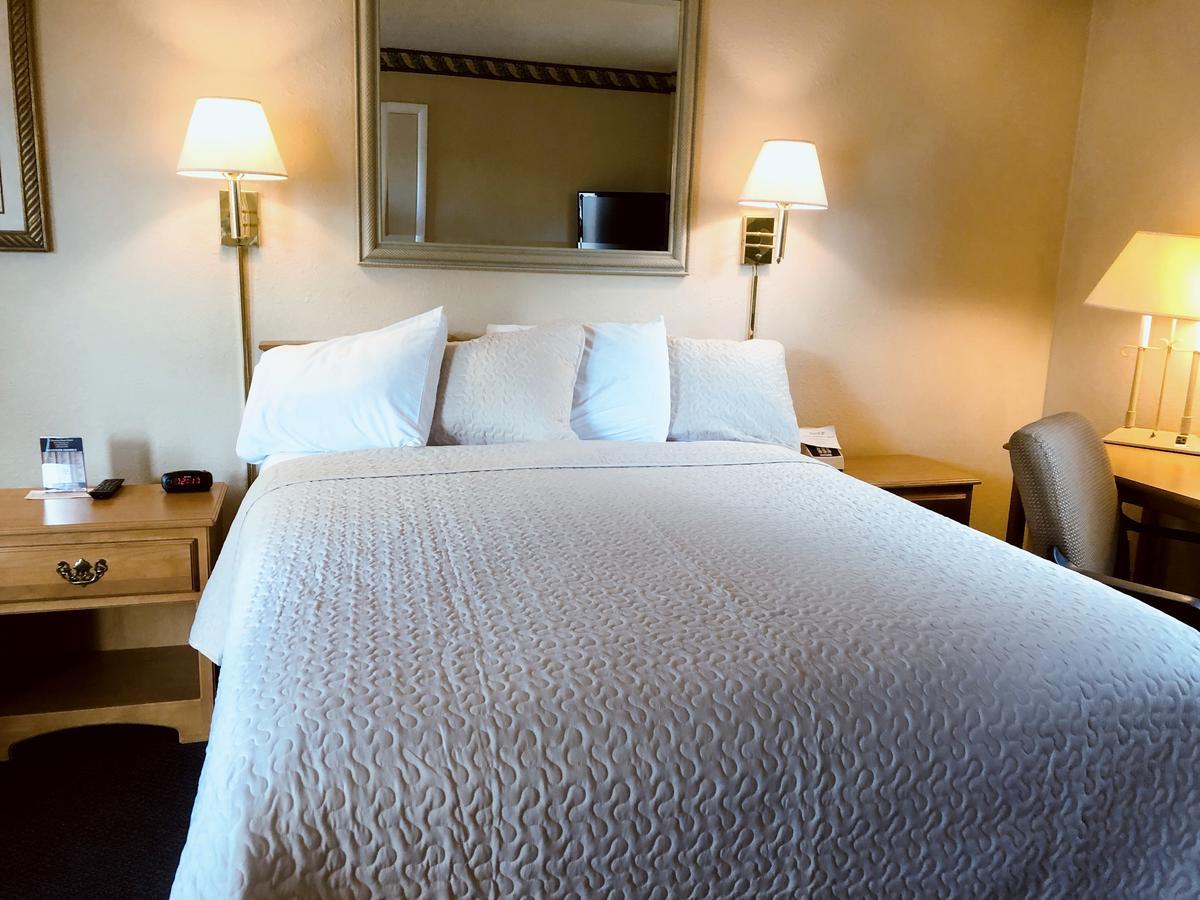A Western Rose Motel 3*